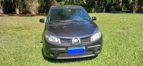 RENAULT SANDERO 1.0 EXPRESSION 16V FLEX 4P MANUAL RENAULT SANDERO 1.0 EXPRESSION 16V FLEX 4P MANUAL